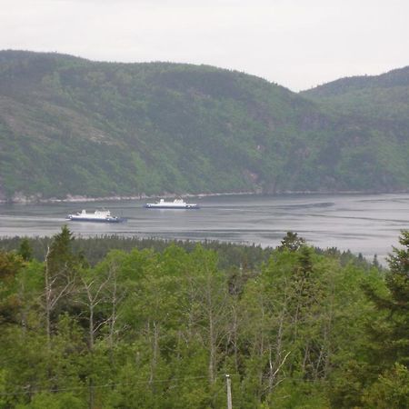 Chalet De La Montagne Villa Tadoussac Esterno foto
